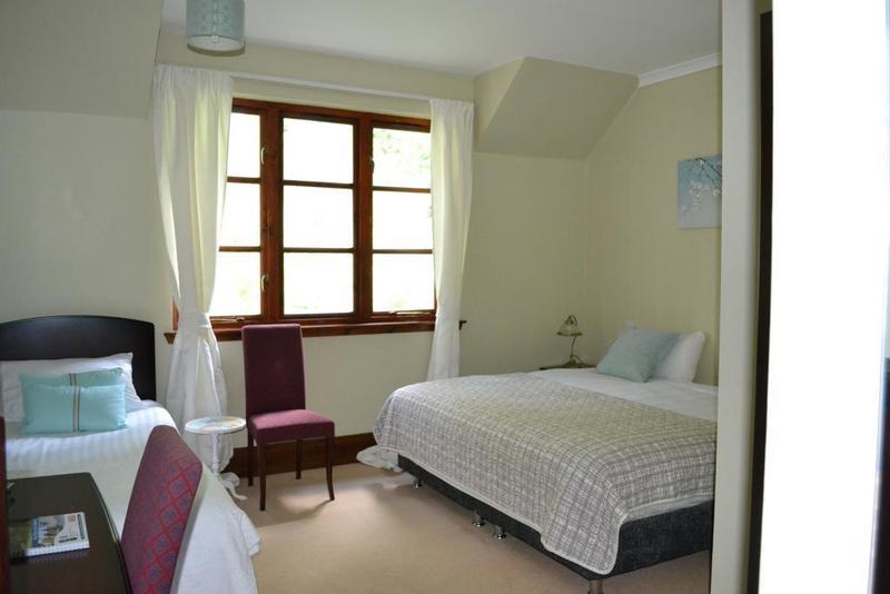 Craigdarroch Hotel Foyers Exterior photo